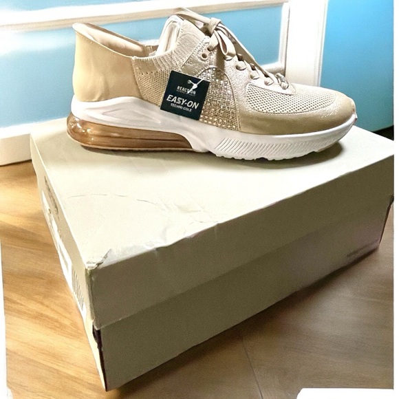 New Kenneth Cole Jenna Easy On Cream sneakers - Picture 4 of 11